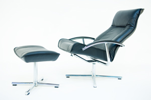 Kebe Techno recliner and Stool